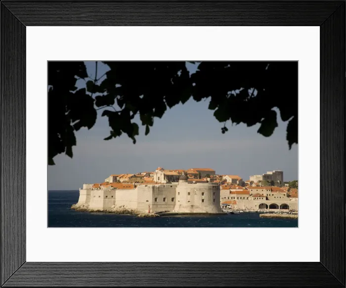 Framed Print : DDE-90035730 Framed Print : DDE-90035730