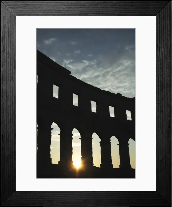 Framed Print : DDE-90035768