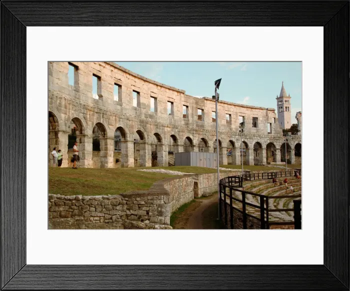 Framed Print : DDE-90035769