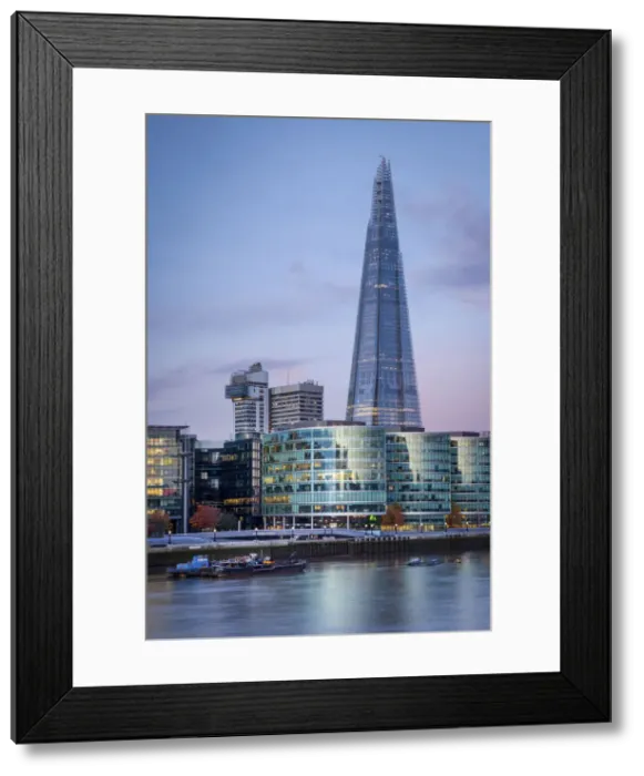 Framed Print : DDE-90035798 Framed Print : DDE-90035798