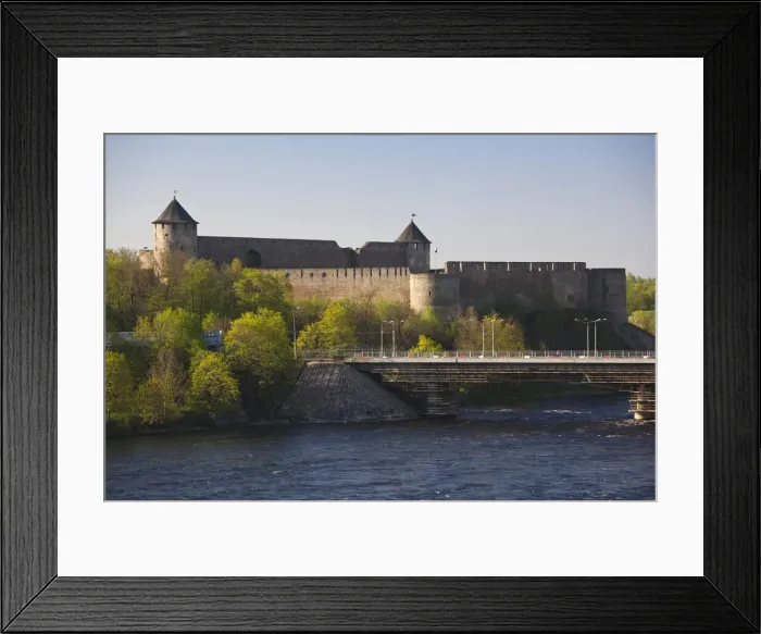 Framed Print : DDE-90035868 Framed Print : DDE-90035868