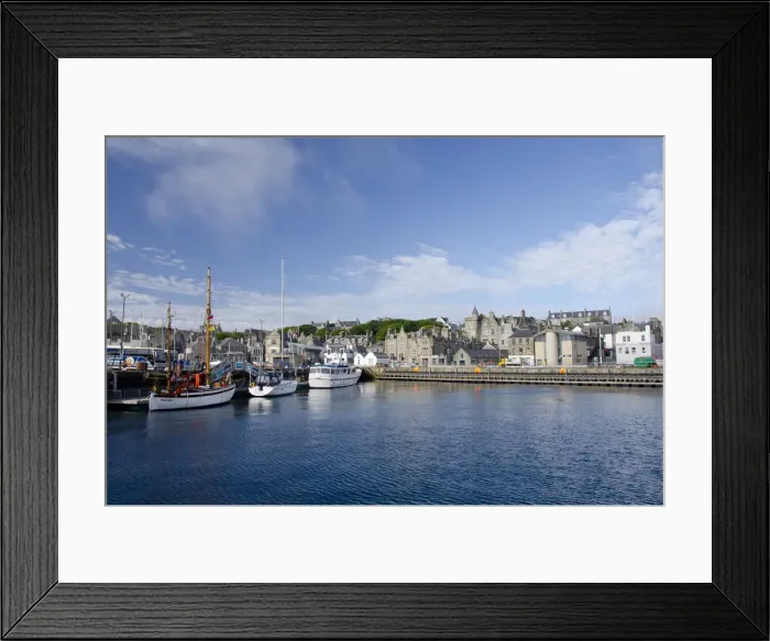 Framed Print : DDE-90035919