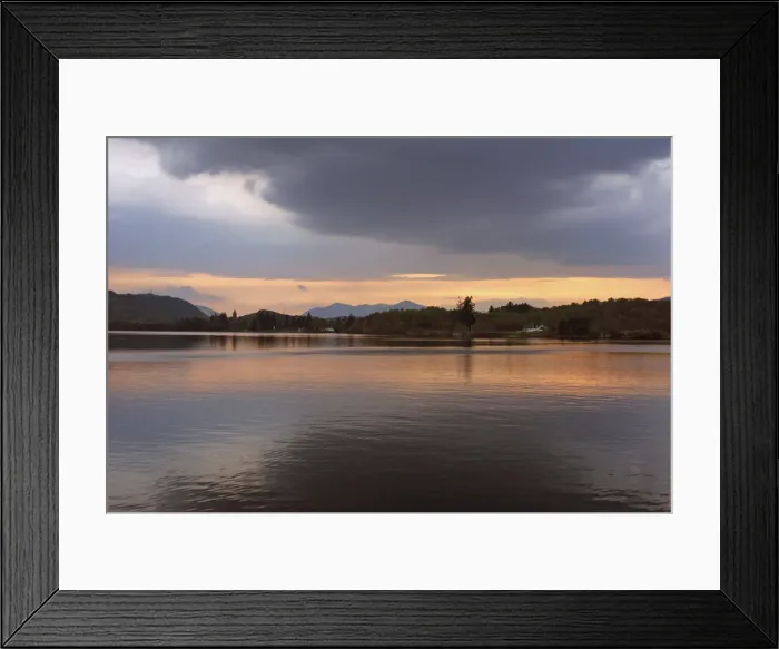 Framed Print : DDE-90035984 Framed Print : DDE-90035984
