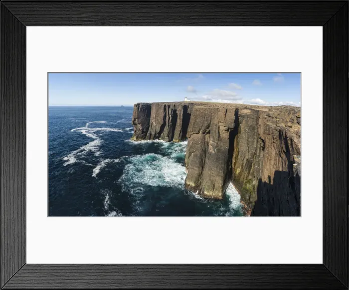Framed Print : DDE-90036050 Framed Print : DDE-90036050