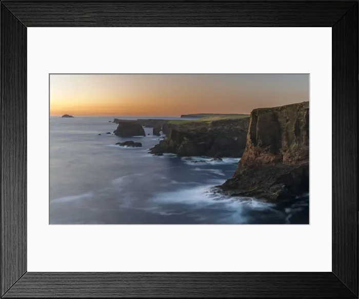 Framed Print : DDE-90036055 Framed Print : DDE-90036055