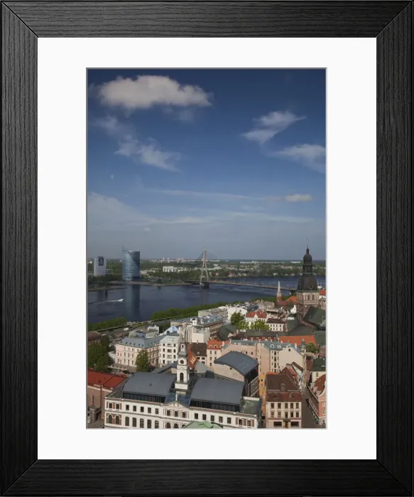 Framed Print : DDE-90036355 Framed Print : DDE-90036355