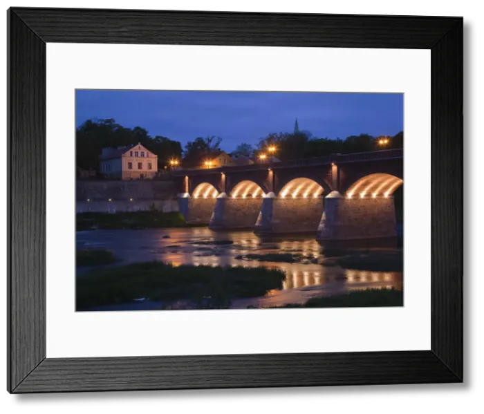 Framed Print : DDE-90036369 Framed Print : DDE-90036369