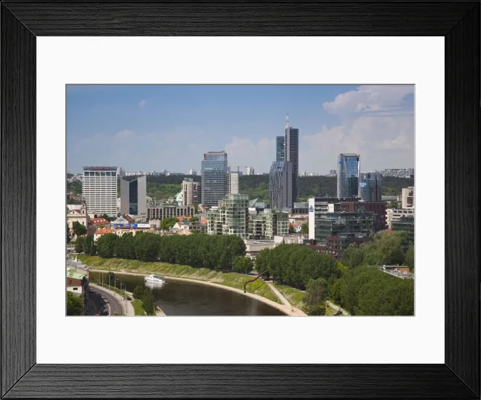 Framed Print : DDE-90036486 Framed Print : DDE-90036486