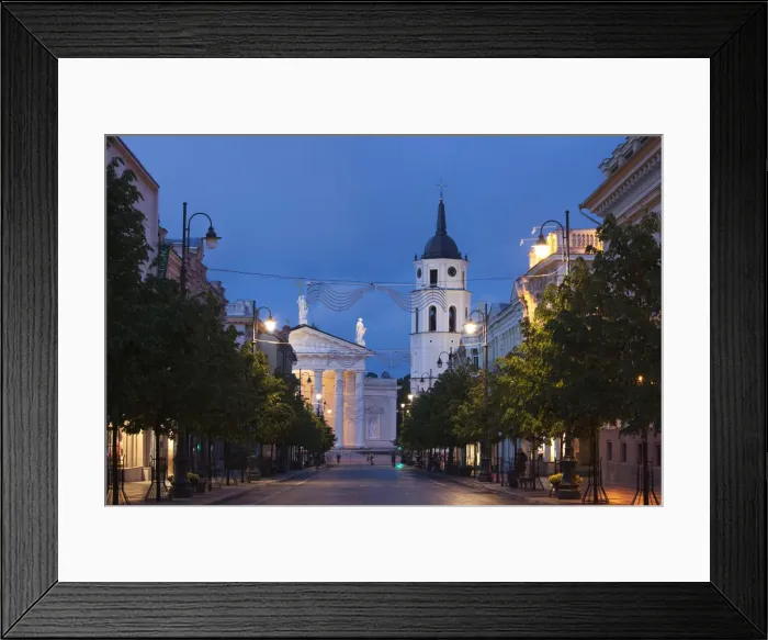 Framed Print : DDE-90036493 Framed Print : DDE-90036493