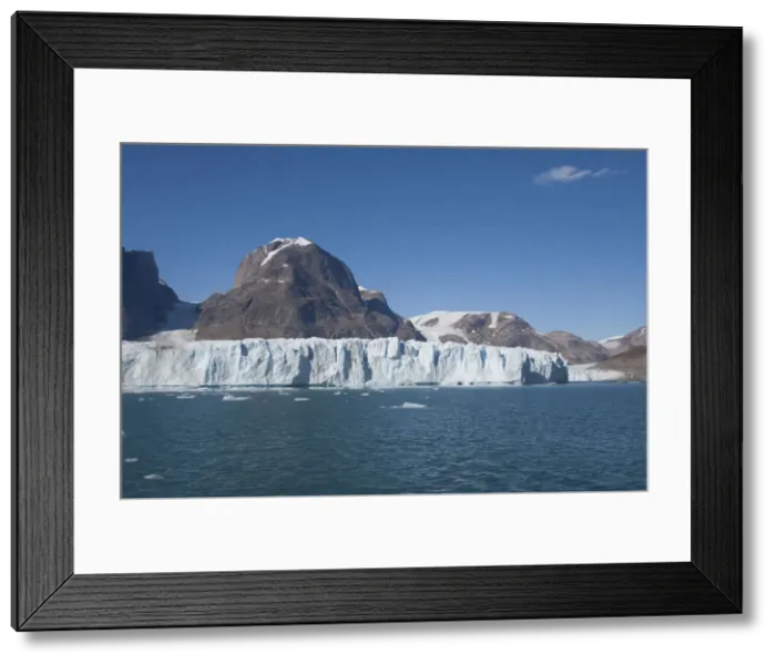 Framed Print : DDE-90036530 Framed Print : DDE-90036530