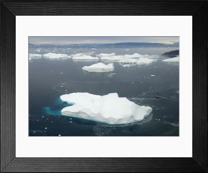 Framed Print : DDE-90036671 Framed Print : DDE-90036671
