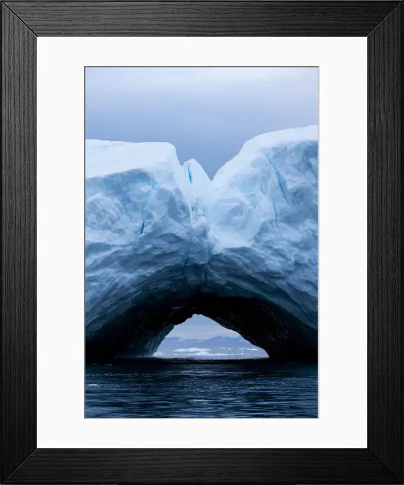 Framed Print : DDE-90036687 Framed Print : DDE-90036687