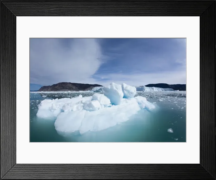 Framed Print : DDE-90036693 Framed Print : DDE-90036693