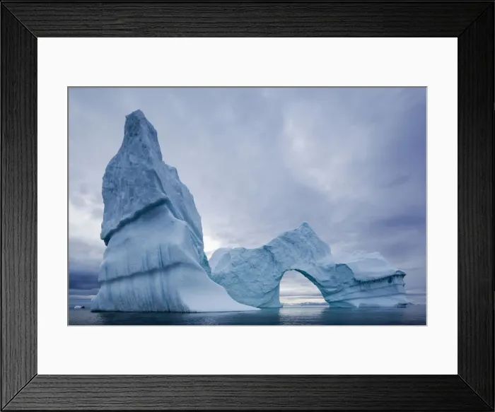 Framed Print : DDE-90036715 Framed Print : DDE-90036715