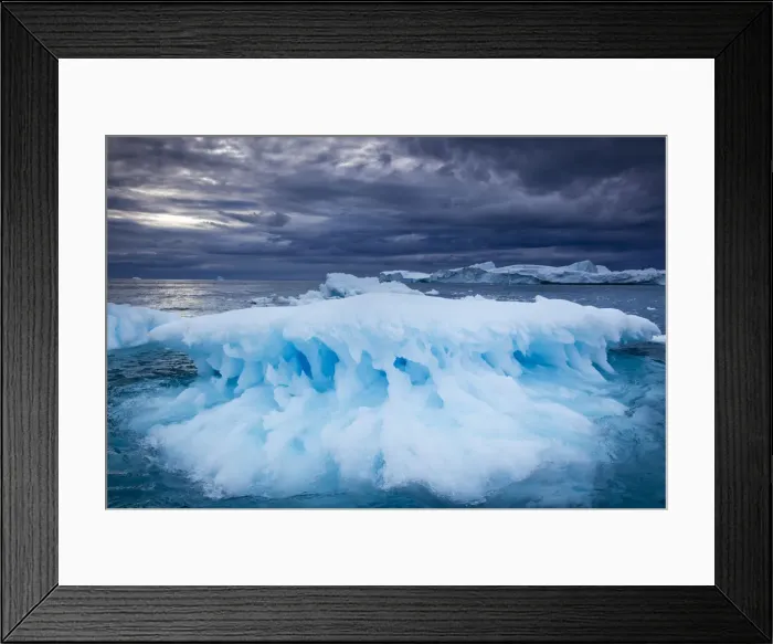 Framed Print : DDE-90036723 Framed Print : DDE-90036723