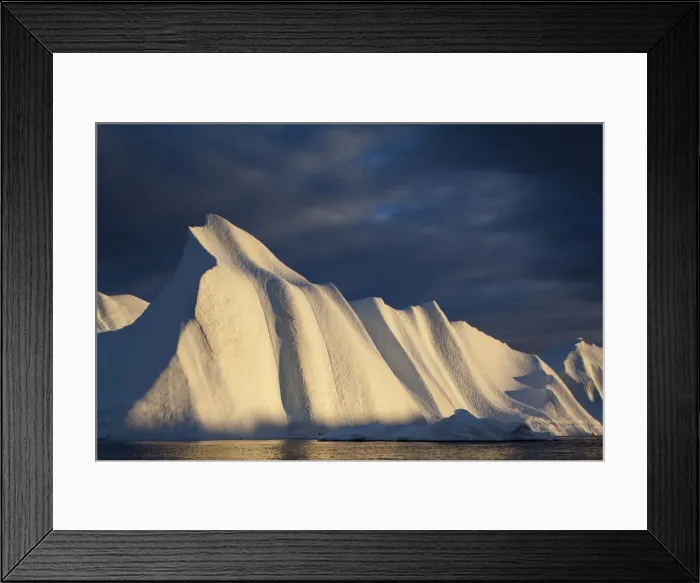 Framed Print : DDE-90036735 Framed Print : DDE-90036735