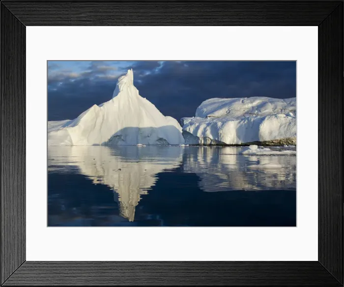 Framed Print : DDE-90036730 Framed Print : DDE-90036730