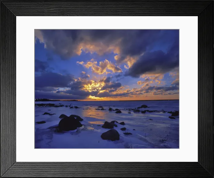 Framed Print : DDE-90037497 Framed Print : DDE-90037497