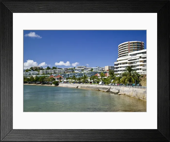 Framed Print : DDE-90037605 Framed Print : DDE-90037605