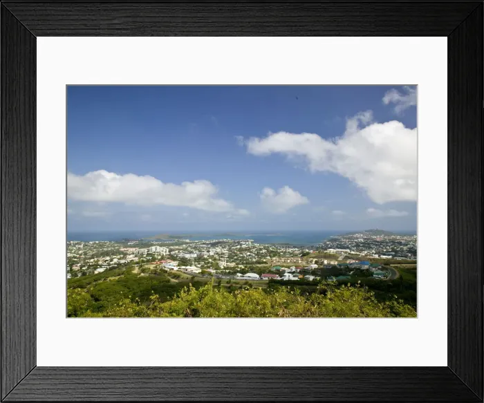 Framed Print : DDE-90037606 Framed Print : DDE-90037606