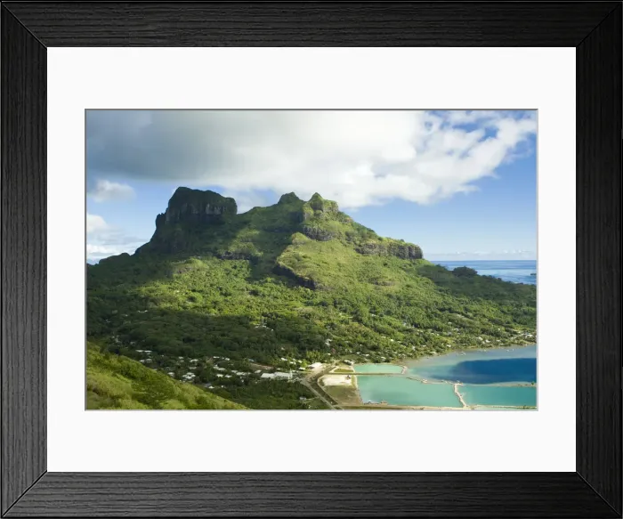 Framed Print : DDE-90037717 Framed Print : DDE-90037717