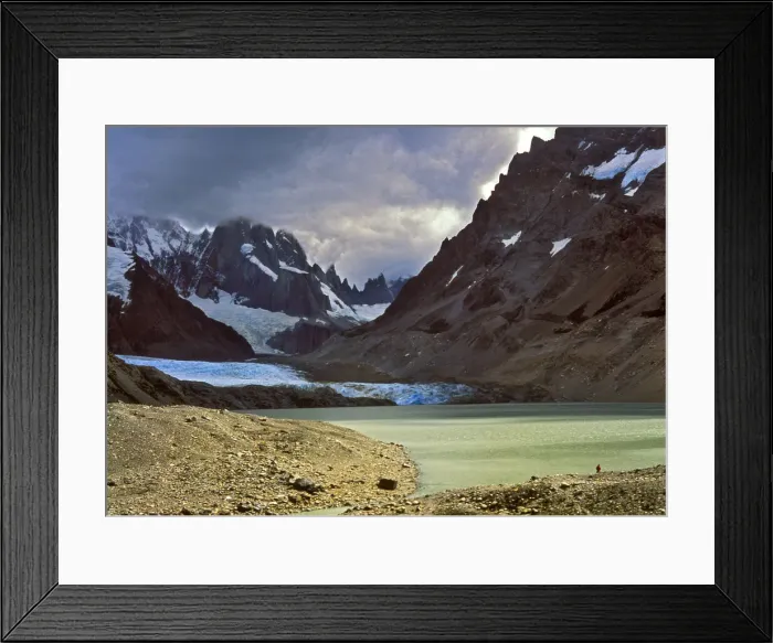 Framed Print : DDE-90037833 Framed Print : DDE-90037833