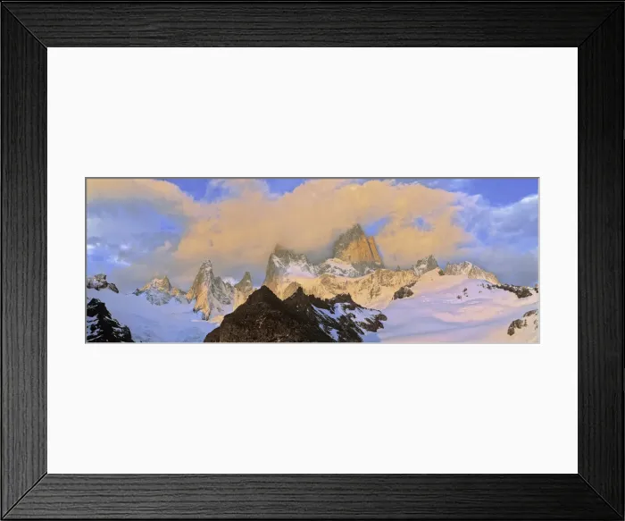 Framed Print : DDE-90038011 Framed Print : DDE-90038011