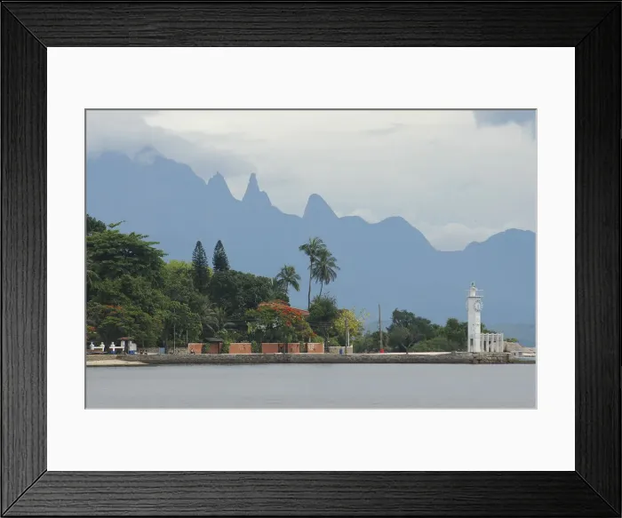 Framed Print : DDE-90038255