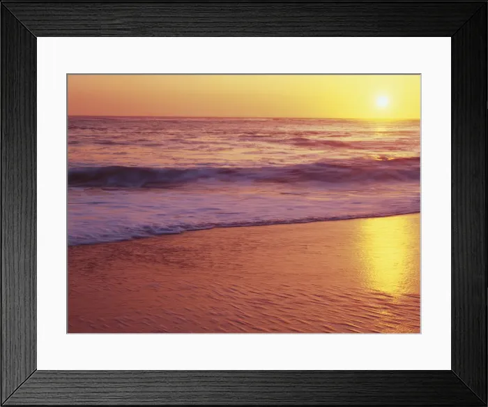 Framed Print : DDE-90038838