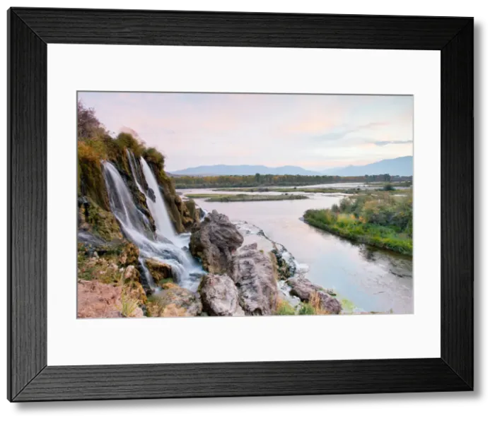 Framed Print : DDE-90039012