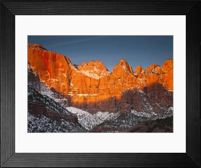 Framed Print : DDE-90039548