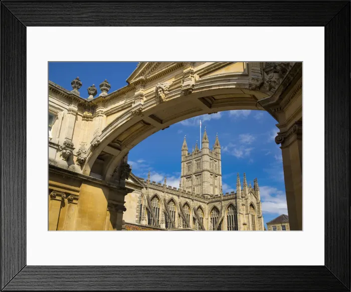 Framed Print : DDE-90182237
