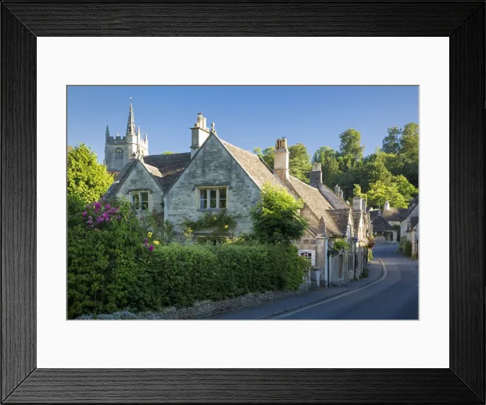 Framed Print : DDE-90182256