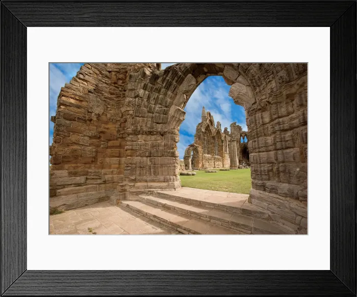 Framed Print : DDE-90182273