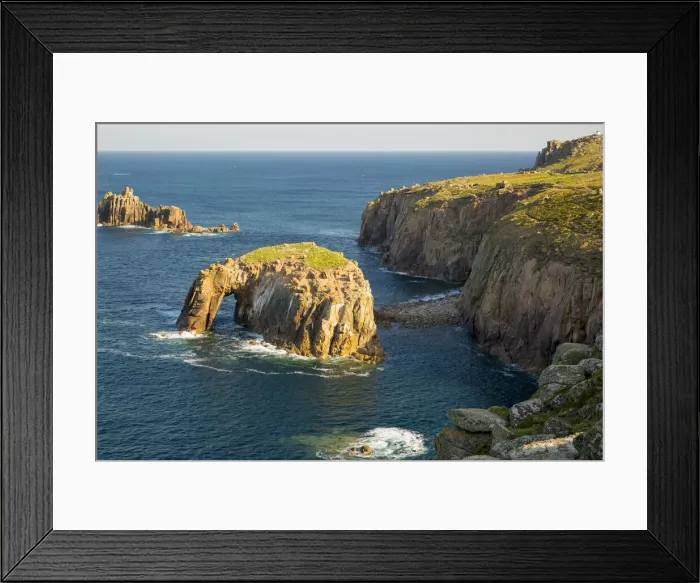 Framed Print : DDE-90197096 Framed Print : DDE-90197096