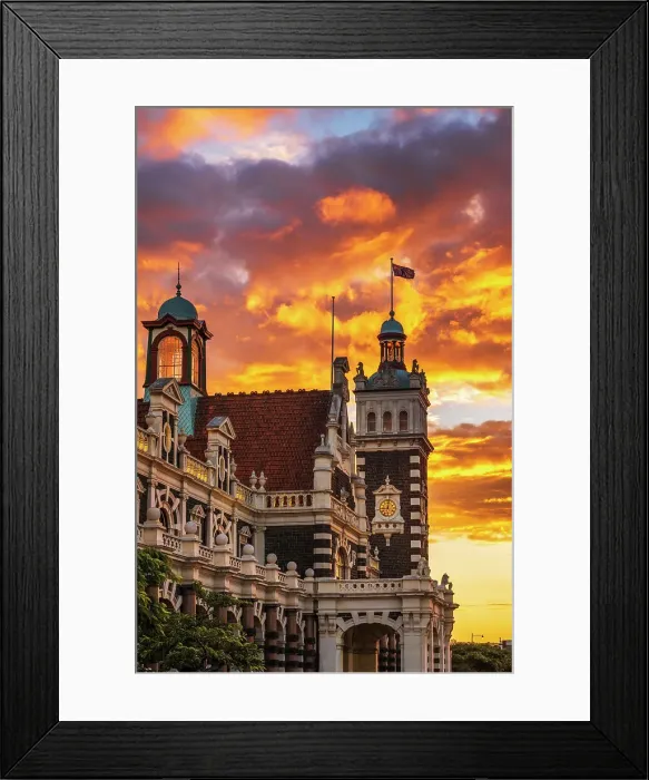 Framed Print : Sunset over the Dunedin Railway Station, Dunedin, South Island, New Zealand (Editorial Use Only) Date: 22-06-2021 Framed Print : Sunset over the Dunedin Railway Station, Dunedin, South Island, New Zealand (Editorial Use Only) Date: 22-06-2021