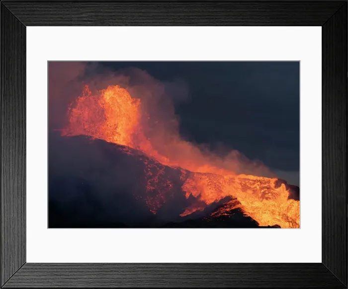 Framed Print : Iceland. Eruption of Fagradalsfjall Volcano. Date: 05-06-2021 Framed Print : Iceland. Eruption of Fagradalsfjall Volcano. Date: 05-06-2021
