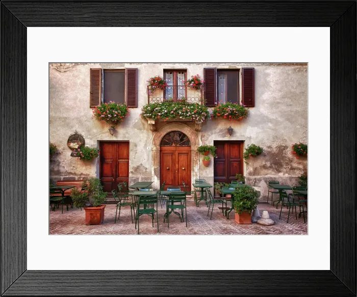 Framed Print : Italy, Tuscany, Pienza. Tables and chairs set up outside for outdoor dining in the town of Pienza. Date: 21-09-2010 Framed Print : Italy, Tuscany, Pienza. Tables and chairs set up outside for outdoor dining in the town of Pienza. Date: 21-09-2010