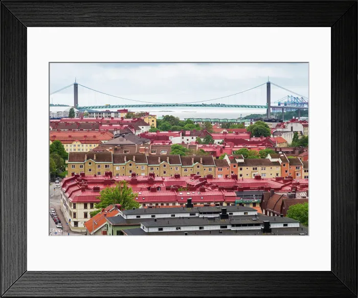 Framed Print : Sweden, Vastragotland and Bohuslan, Gothenburg, high angle view of the Alvsborgsbron bridge Date: 27-05-2019 Framed Print : Sweden, Vastragotland and Bohuslan, Gothenburg, high angle view of the Alvsborgsbron bridge Date: 27-05-2019