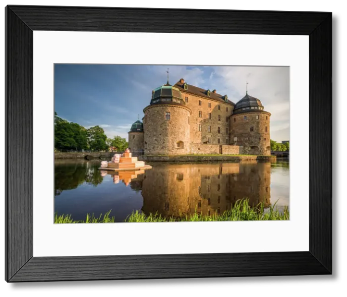 Framed Print : Sweden, Narke, Orebro, Orebro Castle, exterior Date: 05-06-2019