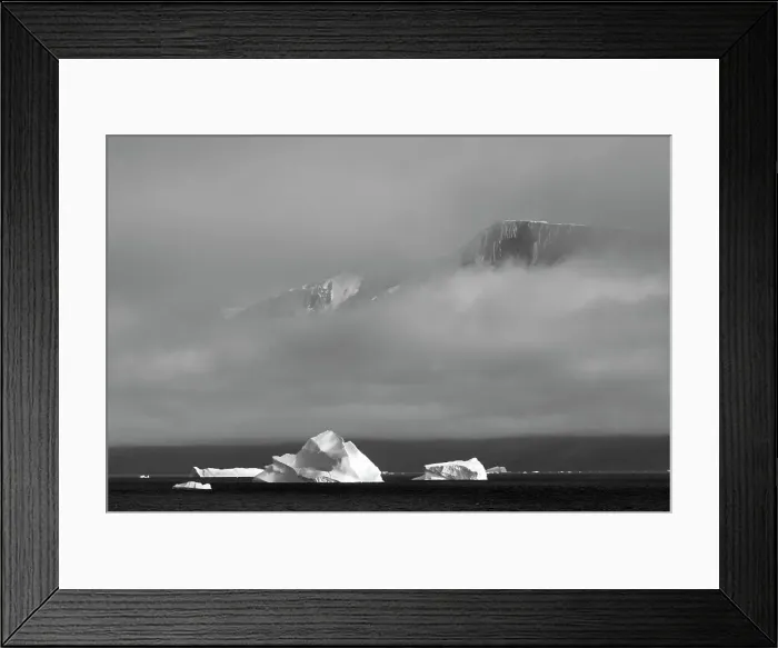 Framed Print : Floating iceberg in the ocean, Greenland Date: 05-08-2017 Framed Print : Floating iceberg in the ocean, Greenland Date: 05-08-2017