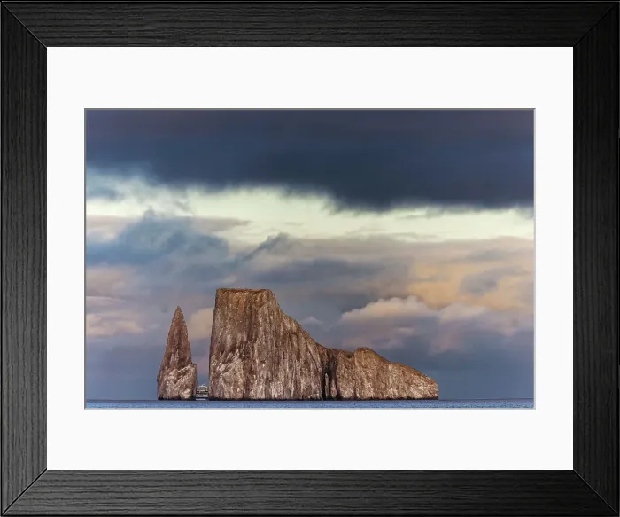Framed Print : Kicker Rock or Leon Dormido, San Cristobal Island, Galapagos, Ecuador. Date: 29-07-2021