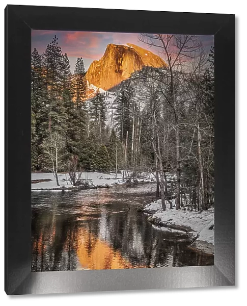 USA, California, Half Dome in Yosemite. Date: 08-02-2022