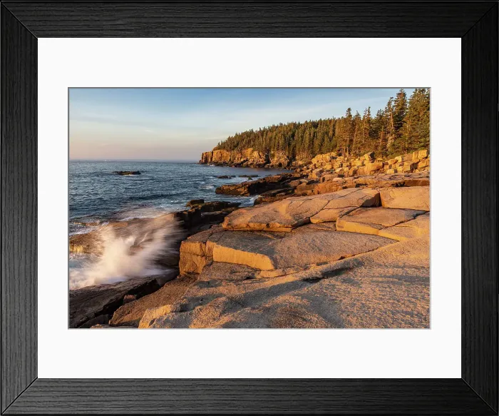 Framed Print : Otter Cliffs at sunrise in Acadia National Park, Maine, USA Date: 21-06-2021 Framed Print : Otter Cliffs at sunrise in Acadia National Park, Maine, USA Date: 21-06-2021
