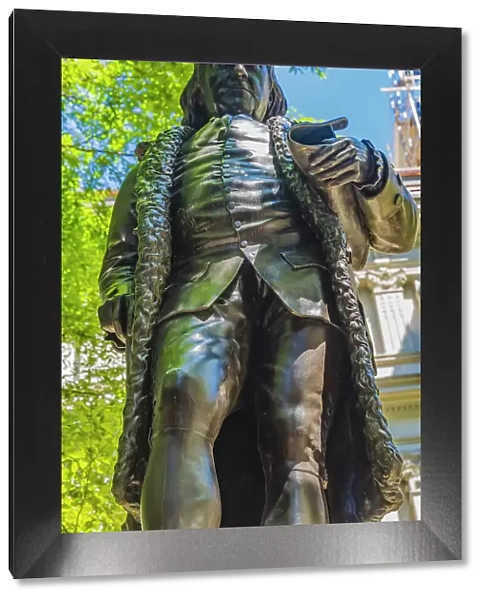 Benjamin Franklin Statue, Boston, Massachusetts. Front of the Boston Latin School founded 1635. Statue created 1865 by Richard Greenough. (Editorial Use Only) Date: 23-12-2020