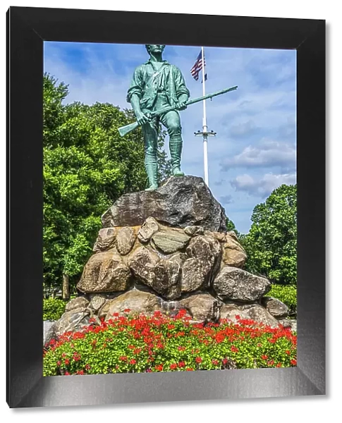 Lexington Minute Man Patriot Statue, Lexington Battle Green, Massachusetts. Site of April 19, 1775 first battle of American Revolution, statue of John Parker Leader of American Patriots, created 1900 by Henry Kitson