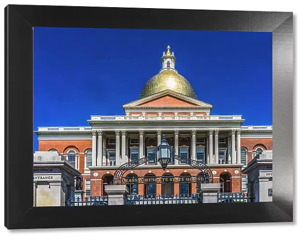 Golden Dome State House State Legislature Governor Office, Boston, Massachusetts. Massachusetts State House built 1798 and gold leaf gilding 1874 Date: 22-12-2020
