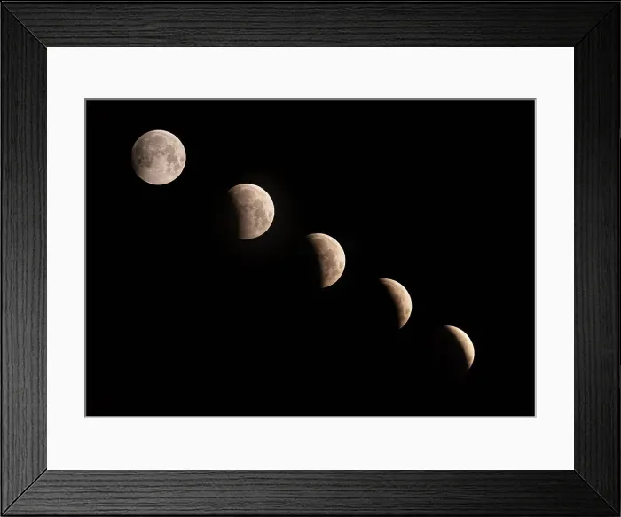Framed Print : Phases of the Lunar Eclipse, 2021, New Mexico Date: 26-05-2021 Framed Print : Phases of the Lunar Eclipse, 2021, New Mexico Date: 26-05-2021