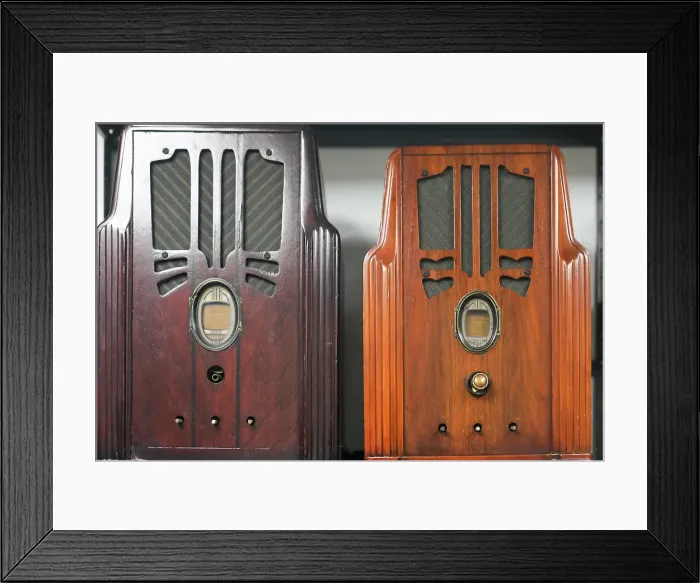 Framed Print : Antique radios. Date: 29-12-2017 Framed Print : Antique radios. Date: 29-12-2017