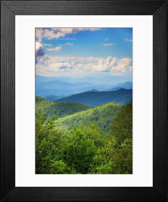 Framed Print : Blue Ridge Parkway vista, Smoky Mountains, USA. Date: 30-09-2018 Framed Print : Blue Ridge Parkway vista, Smoky Mountains, USA. Date: 30-09-2018